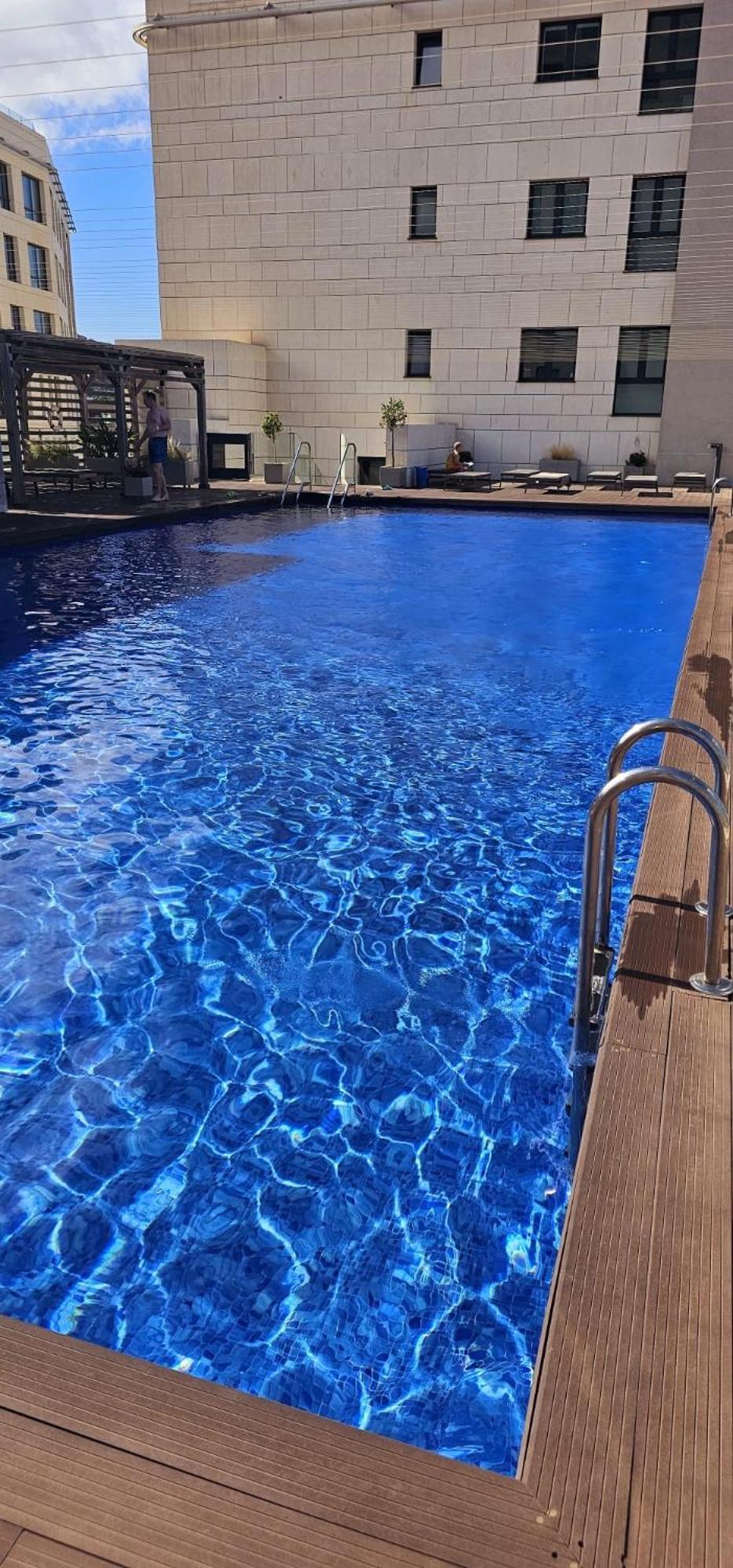 Deluxe 1-Bed Apartment In The City Centre Cebelitarık Dış mekan fotoğraf